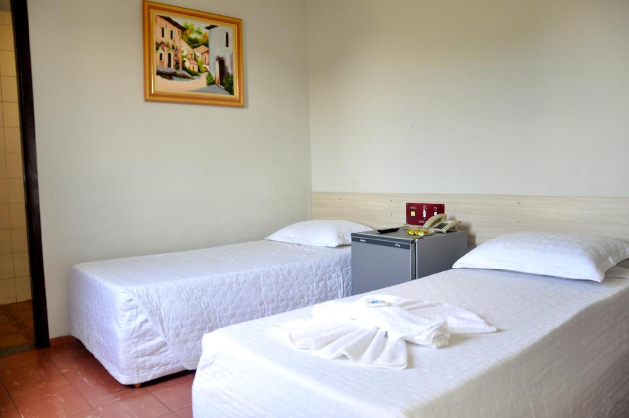Hotel Cacula Λοντρίνα Εξωτερικό φωτογραφία