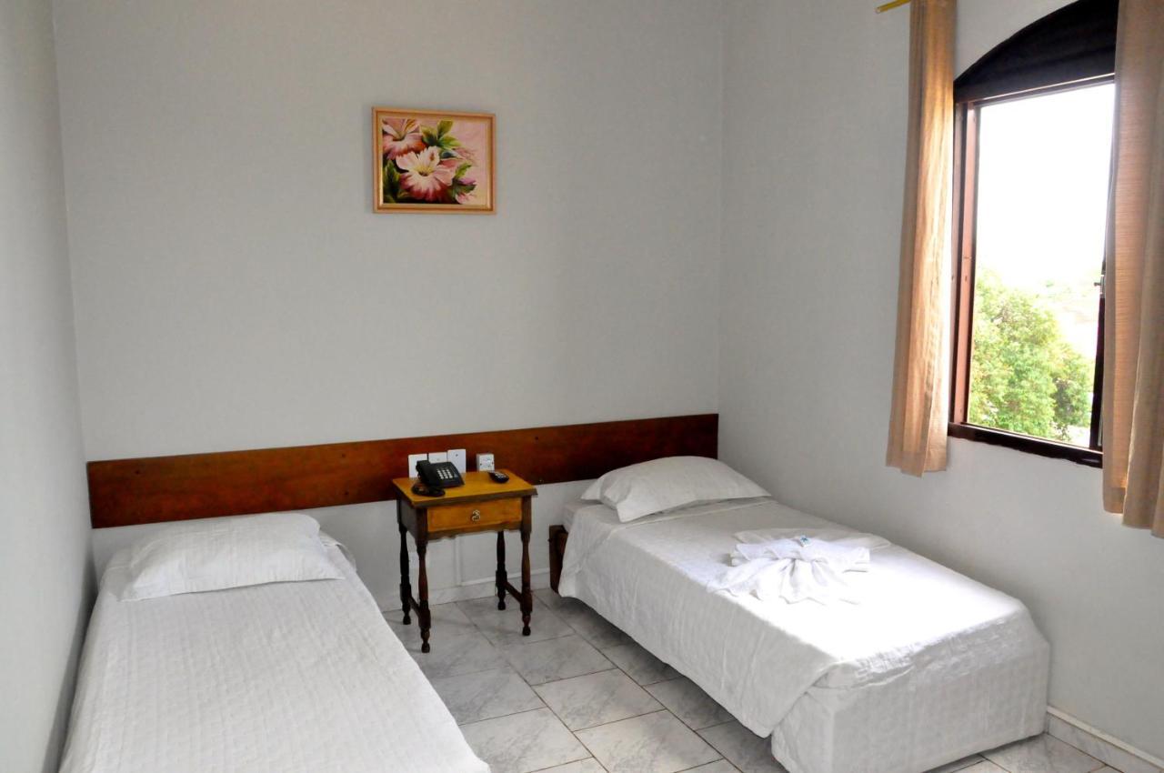 Hotel Cacula Λοντρίνα Εξωτερικό φωτογραφία